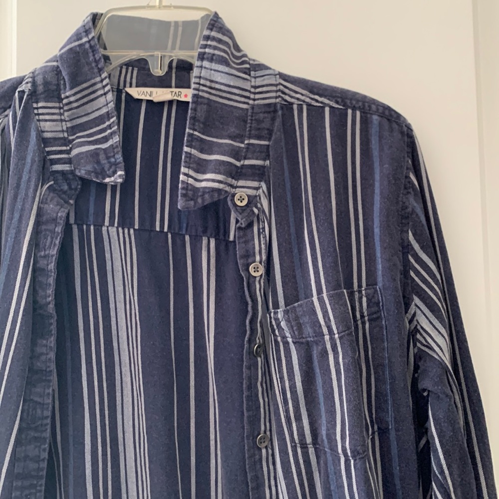 Vanilla Star Button Up